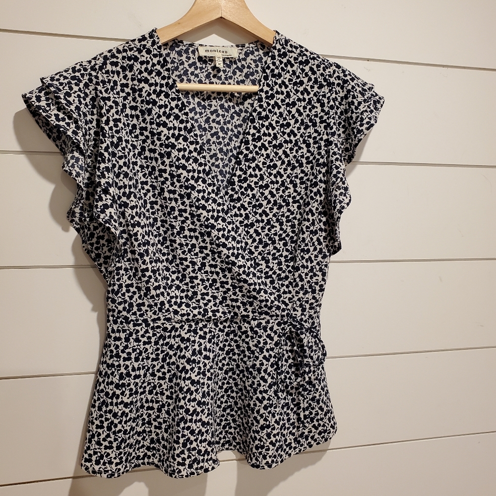 Monteau medium blouse floral v-neck flowy top ruffle shirt navy white flowers